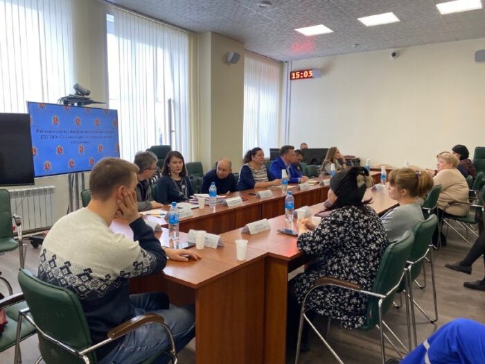 Встреча министра здравоохранения Владимирской области Артёма Осипова с представителями медицинских профсоюзов. Фото - пресс-службы Обкома КПРФ. Встреча министра здравоохранения Владимирской области Артёма Осипова с представителями медицинских профсоюзов. Фото - пресс-службы Обкома КПРФ.