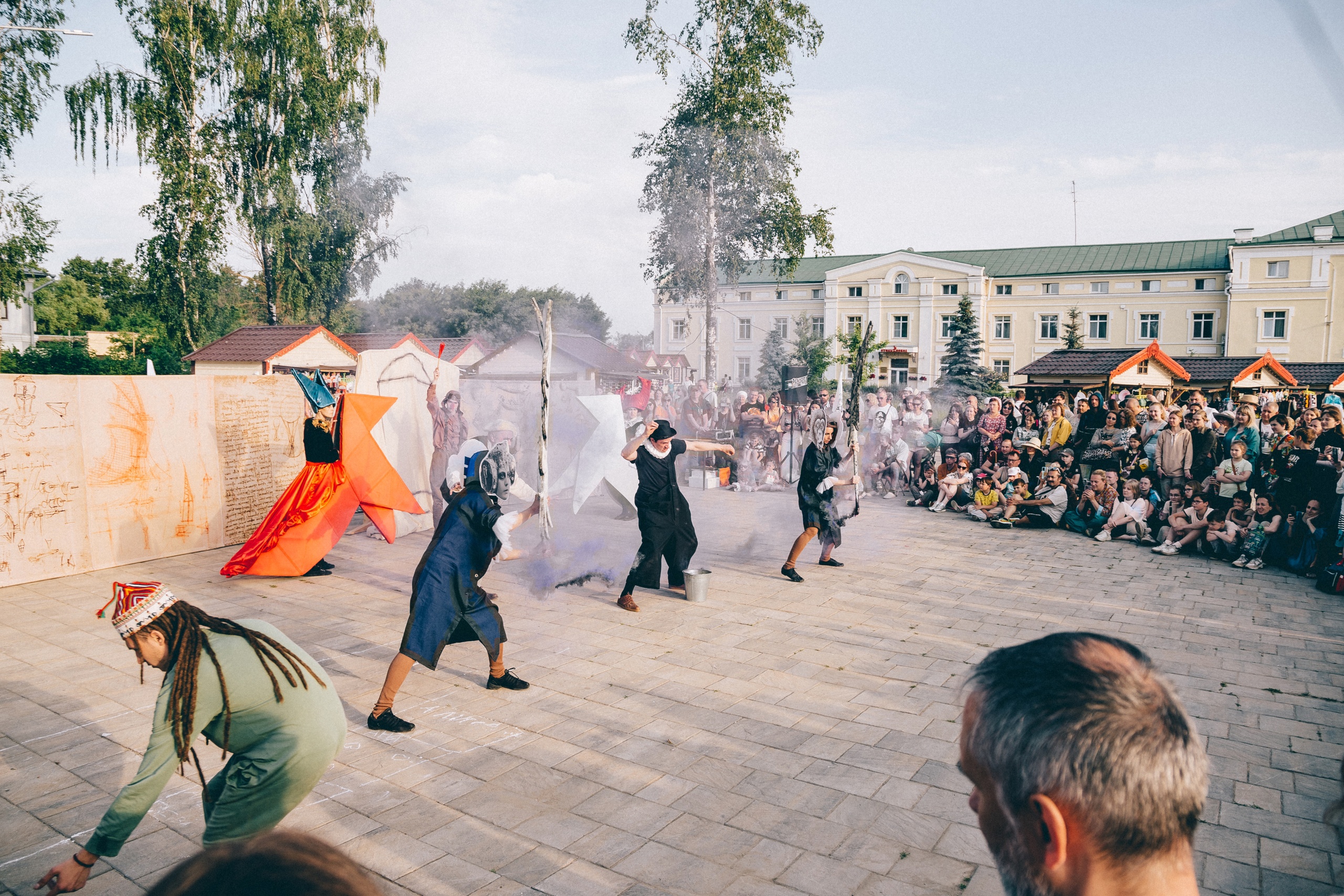-уличных-театров-фото-вк