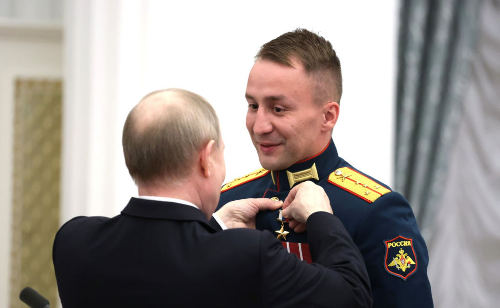 Правительство региона-33 напомнило о земляке - герое