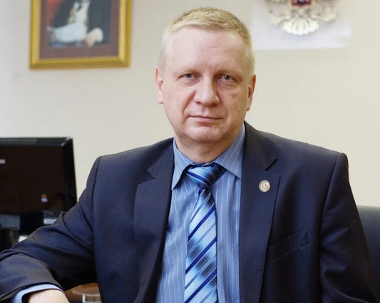 Бумажный бюллетень на выборах потеснит цифровой конкурент
