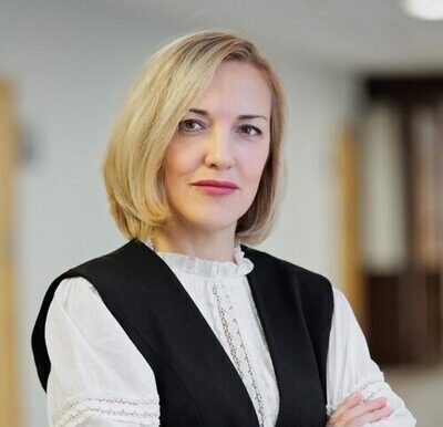  Семенова