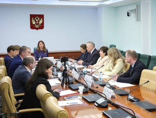 Лучше конкретная помощь