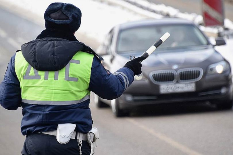 За семь месяцев 2026 года в Татарском округе выявлено 164 водителя не имеющих прав управления