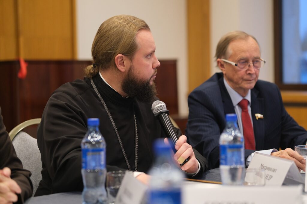 Комитет Госдумы провёл выездное заседание в Суздале.