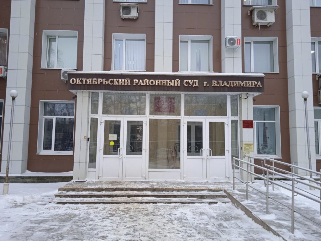 Глава «похоронной мафии» рассказал, как Наумов требовал взятки