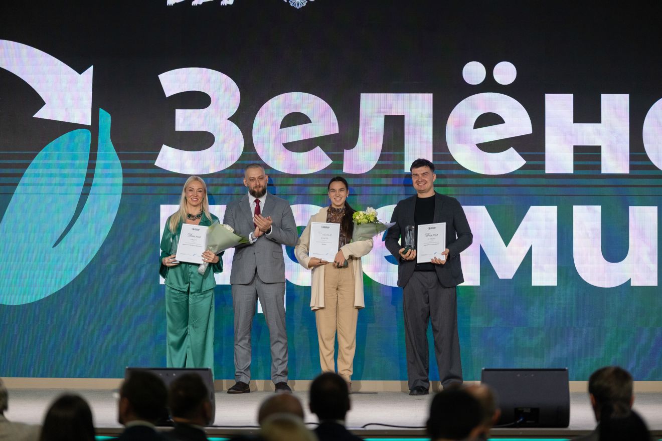  победителями