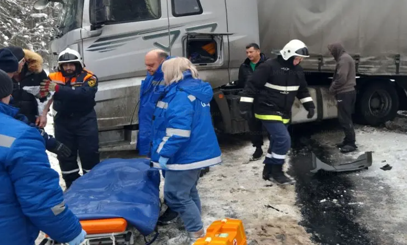 Шесть человек пострадали в ДТП в Камешковском районе