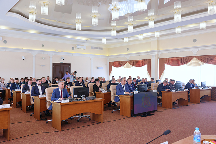 Геннадий Зюганов