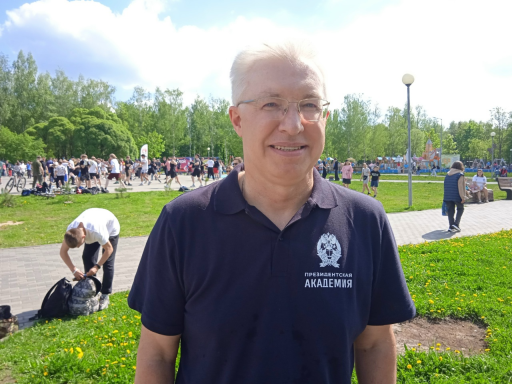 Жим лёжа, армрестлинг и выставка автомобилей. О фестивале «Доброспорт» во Владисмире